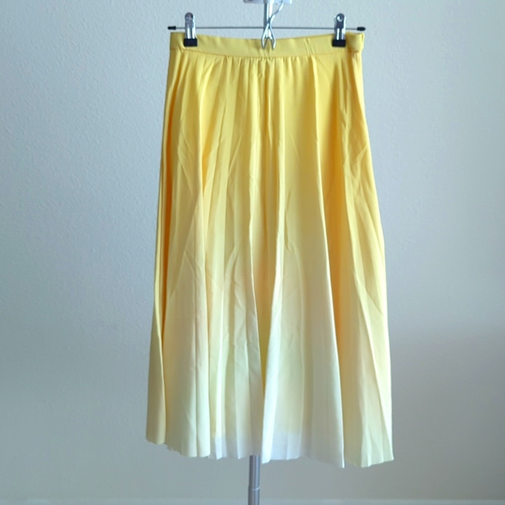 Zara Yellow Gradient Pleated Skirt